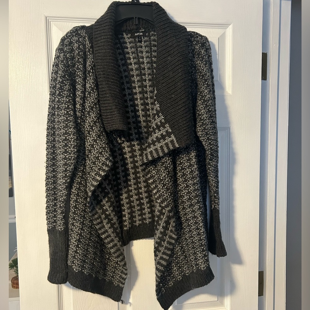 Apt 9 knit cardigan